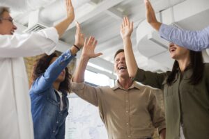 מתנה ייחודית לעובדים אמון ביטוח ופיננסים